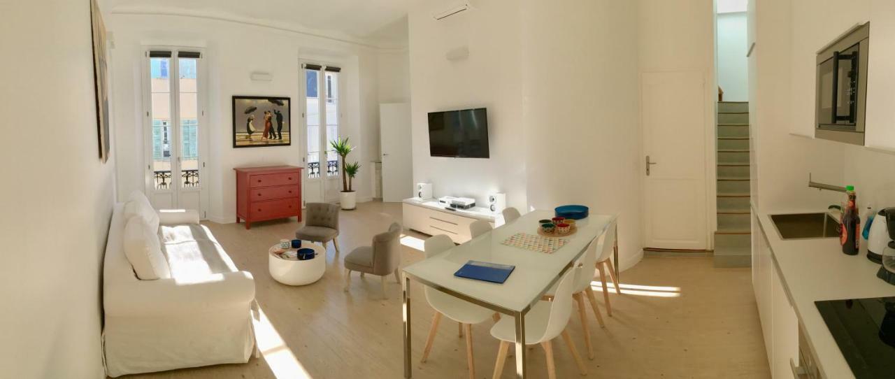 ניס Apartment On Place Massena מראה חיצוני תמונה